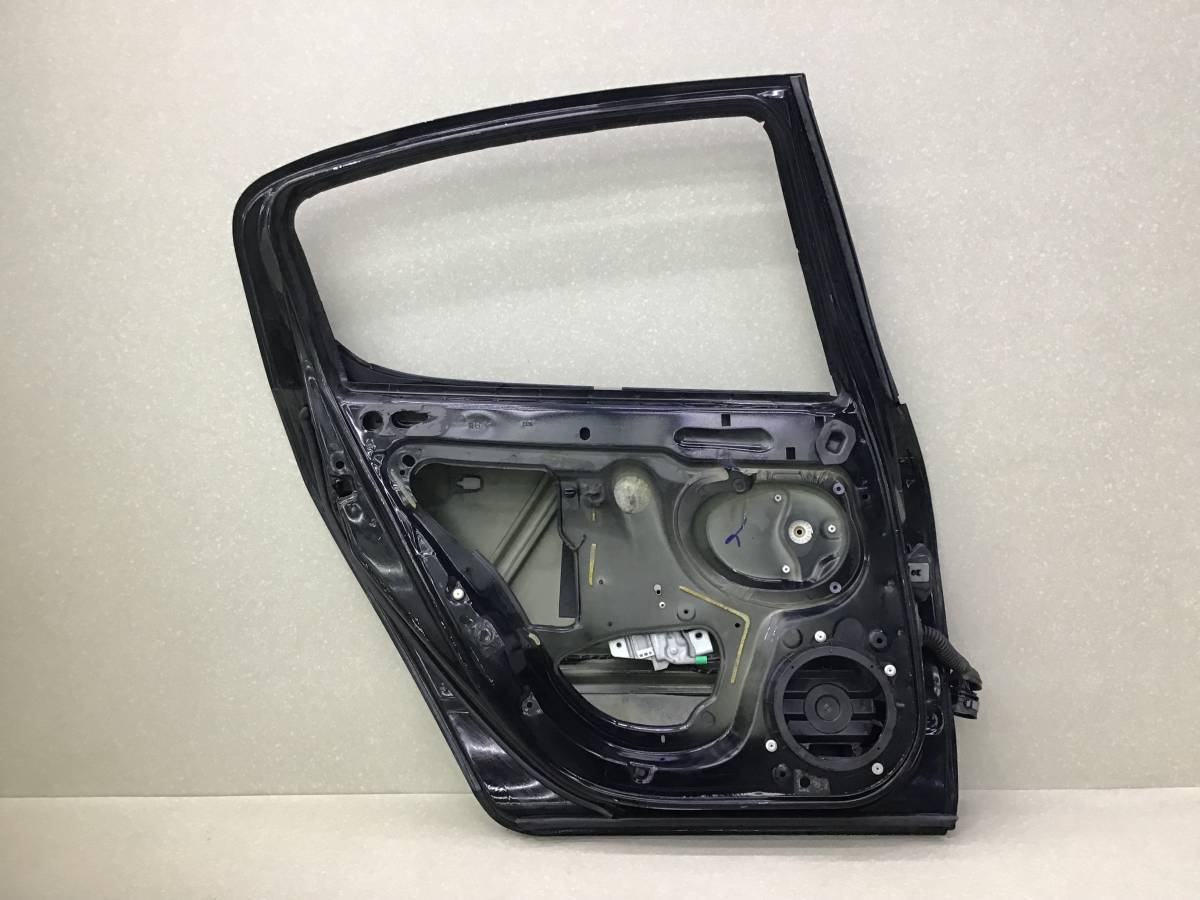 Дверь задняя левая Peugeot 407 (6D) 2004-2011 Дверь задняя левая Peugeot 407 (6D) 2004-2011