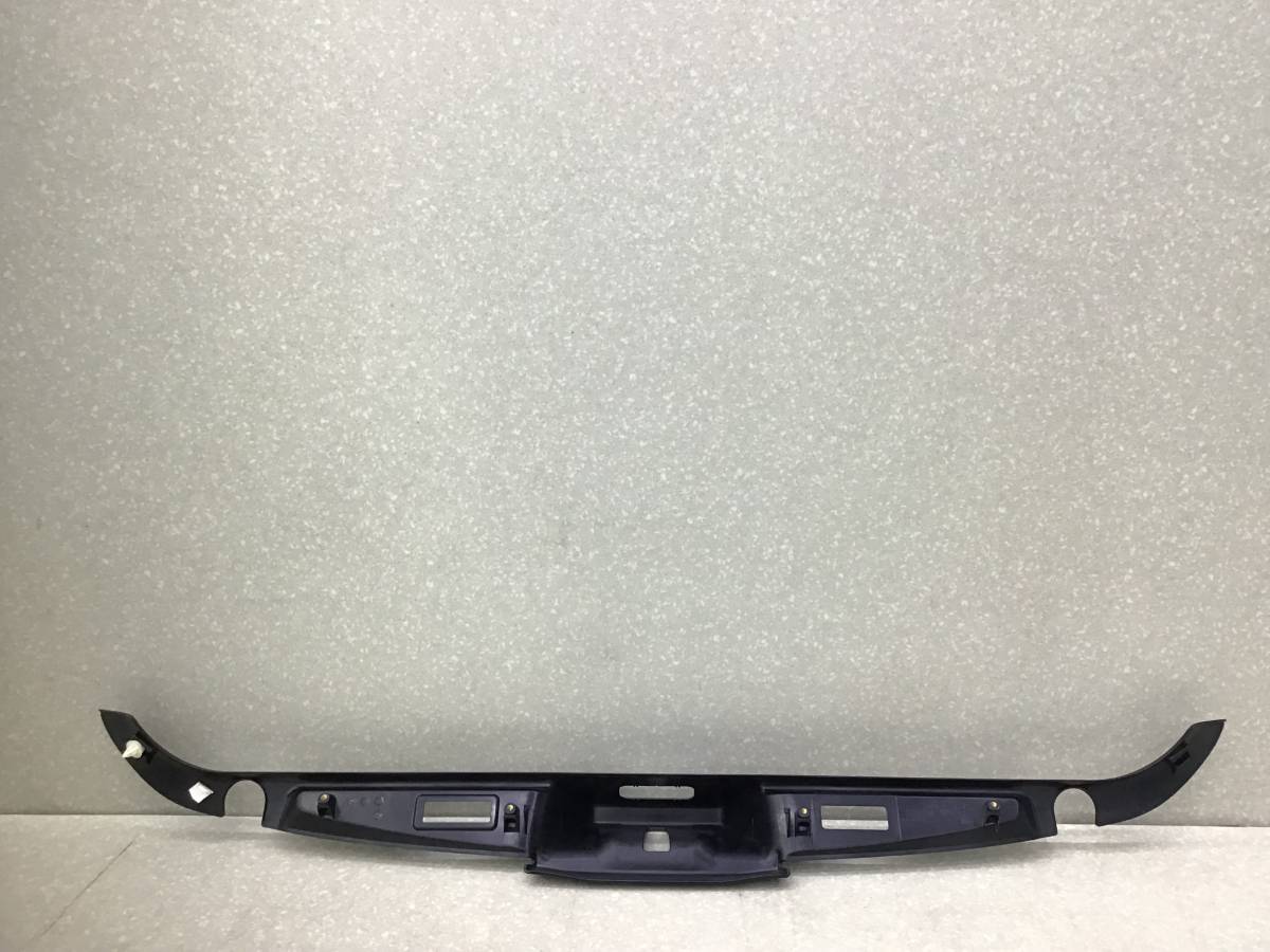 Накладка замка багажника BMW GT F07 2008> Накладка замка багажника BMW GT F07 2008>