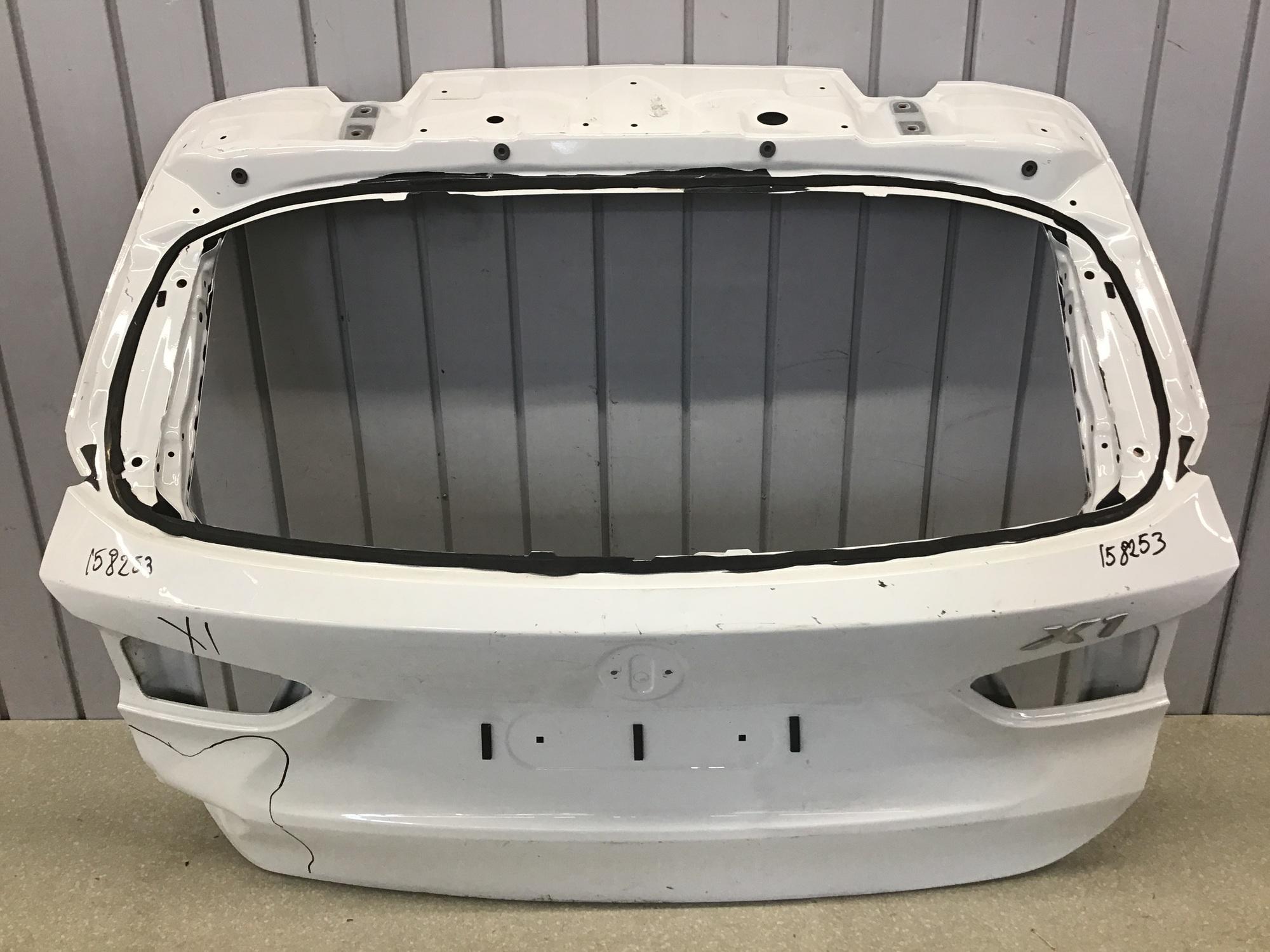 Дверь багажника, BMW X1 F48 2014> Дверь багажника, BMW X1 F48 2014>