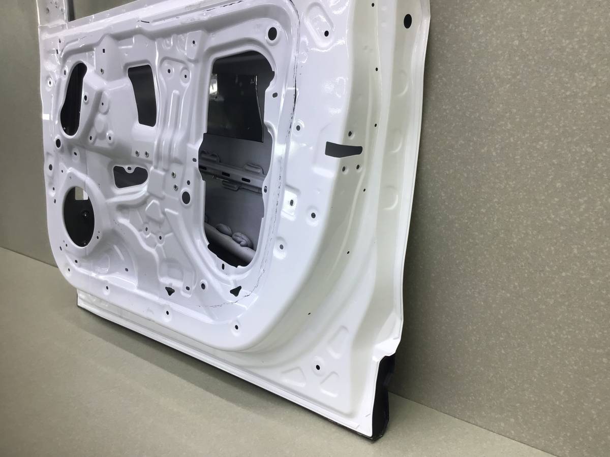 Дверь передняя правая Geely Coolray SX11 2018> Дверь передняя правая Geely Coolray SX11 2018>