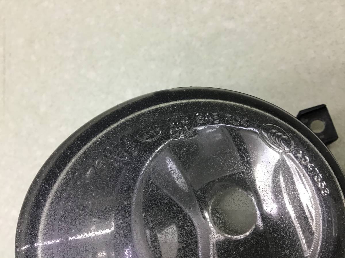 Фара противотуманная левая Volkswagen Golf 5 (1K) 2003-2009