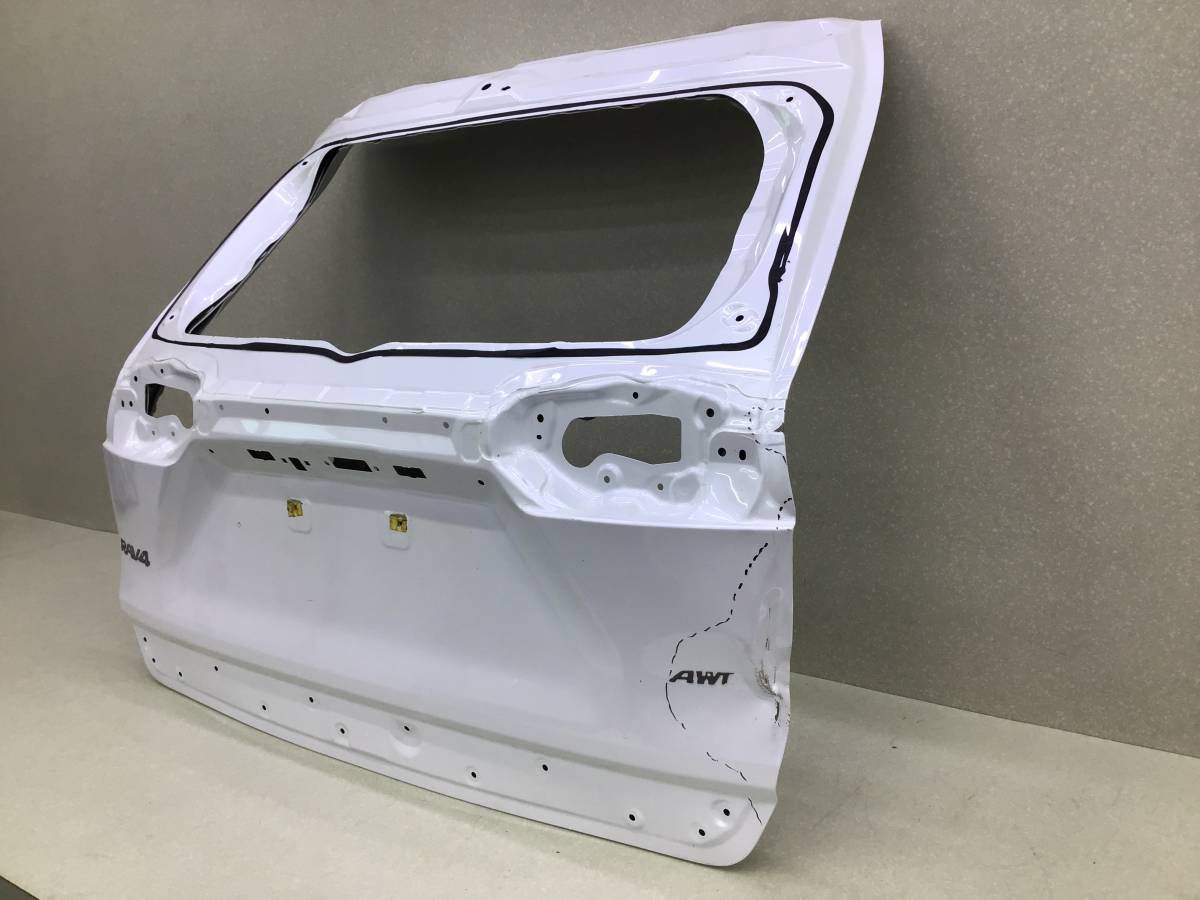 Дверь багажника Toyota Rav 4 (XA50) 2018>