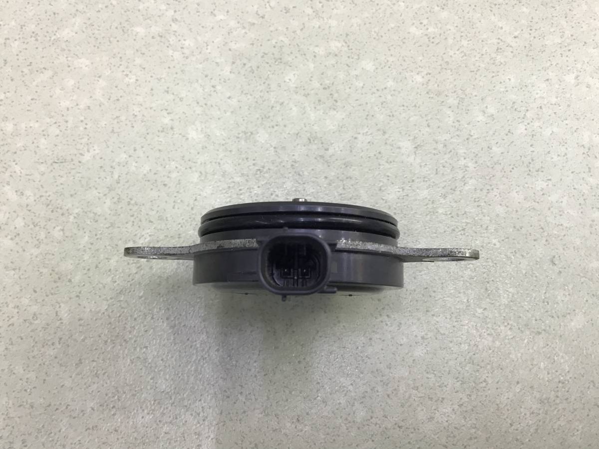 Клапан электромагн. изменения фаз ГРМ Toyota Land Cruiser (J300) 2021>