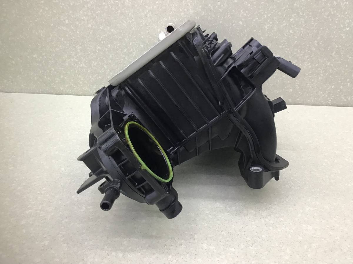 Коллектор впускной Volkswagen Polo Sed 5 (6C1) 2010-2020 Коллектор впускной Volkswagen Polo Sed 5 (6C1) 2010-2020