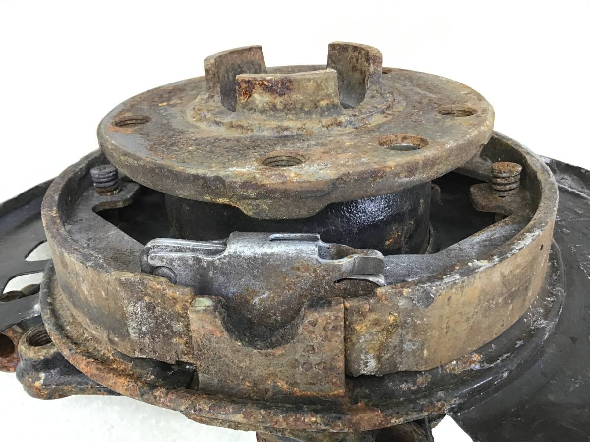 Кулак поворотный задний левый Volkswagen Touareg (7L) 2002-2010