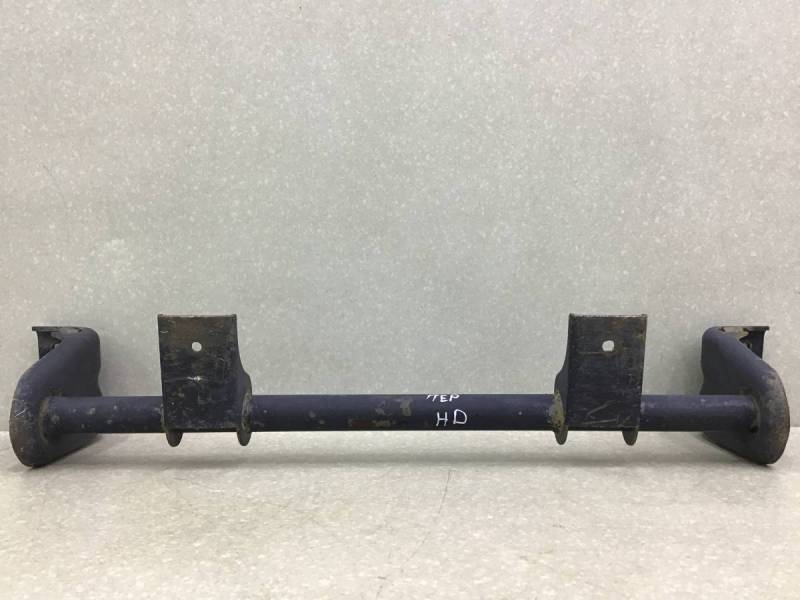 Кронштейн радиатора Hyundai HD 35-78 2003> Кронштейн радиатора Hyundai HD 35-78 2003>