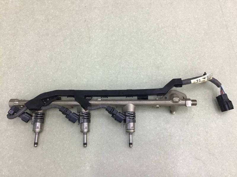 Рейка топливная (рампа) Toyota Land Cruiser (J300) 2021>