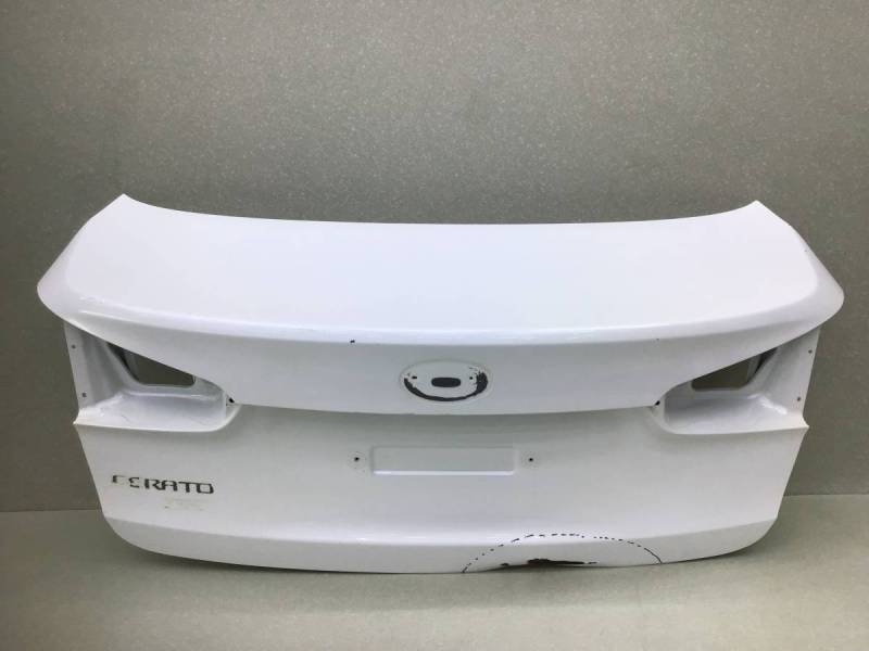 Крышка багажника Kia Cerato 3 (YD) 2013-2020 Крышка багажника Kia Cerato 3 (YD) 2013-2020