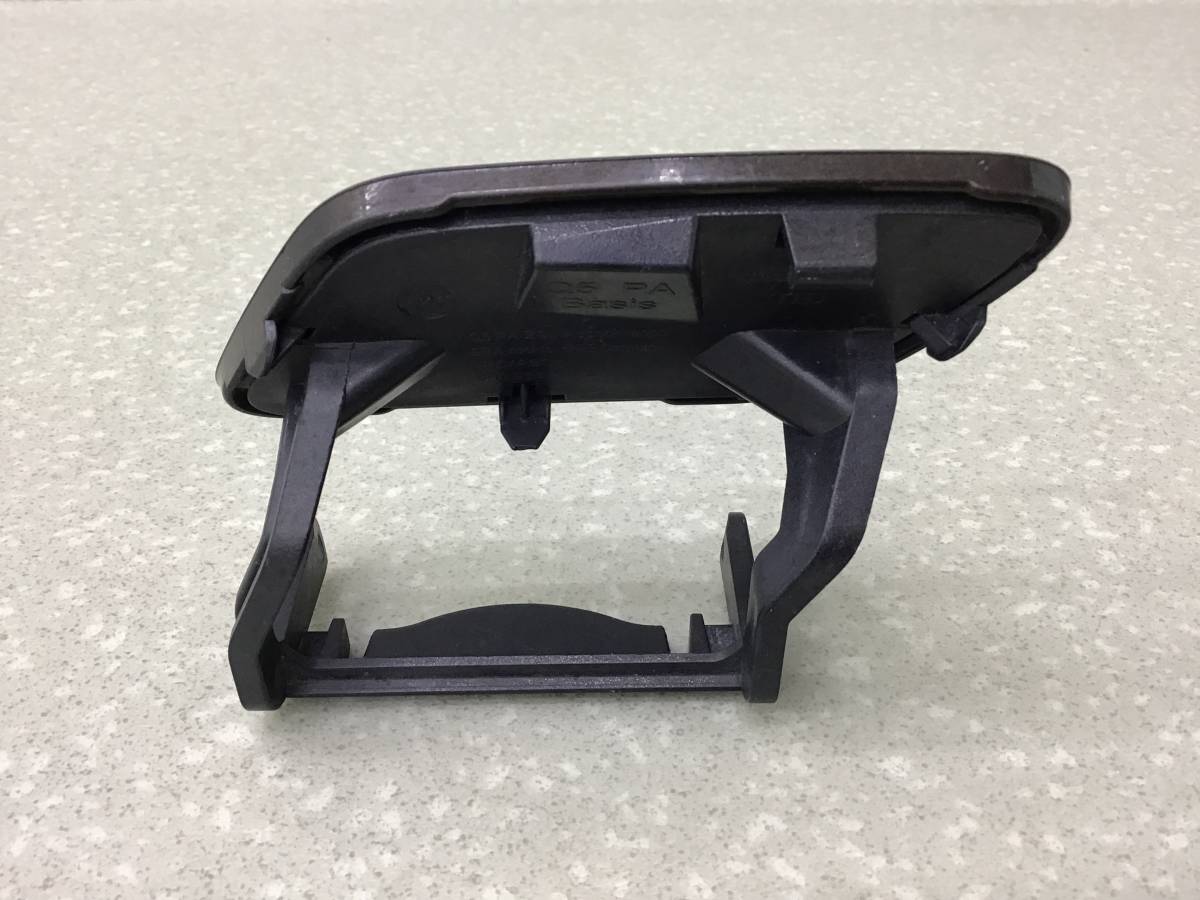 Крышка форсунки омывателя Audi Q5 (8R) 2008-2017 Крышка форсунки омывателя Audi Q5 (8R) 2008-2017