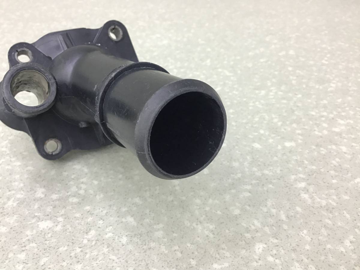 Корпус термостата Ford Focus 2 (CB4) 2004-2008 Корпус термостата Ford Focus 2 (CB4) 2004-2008
