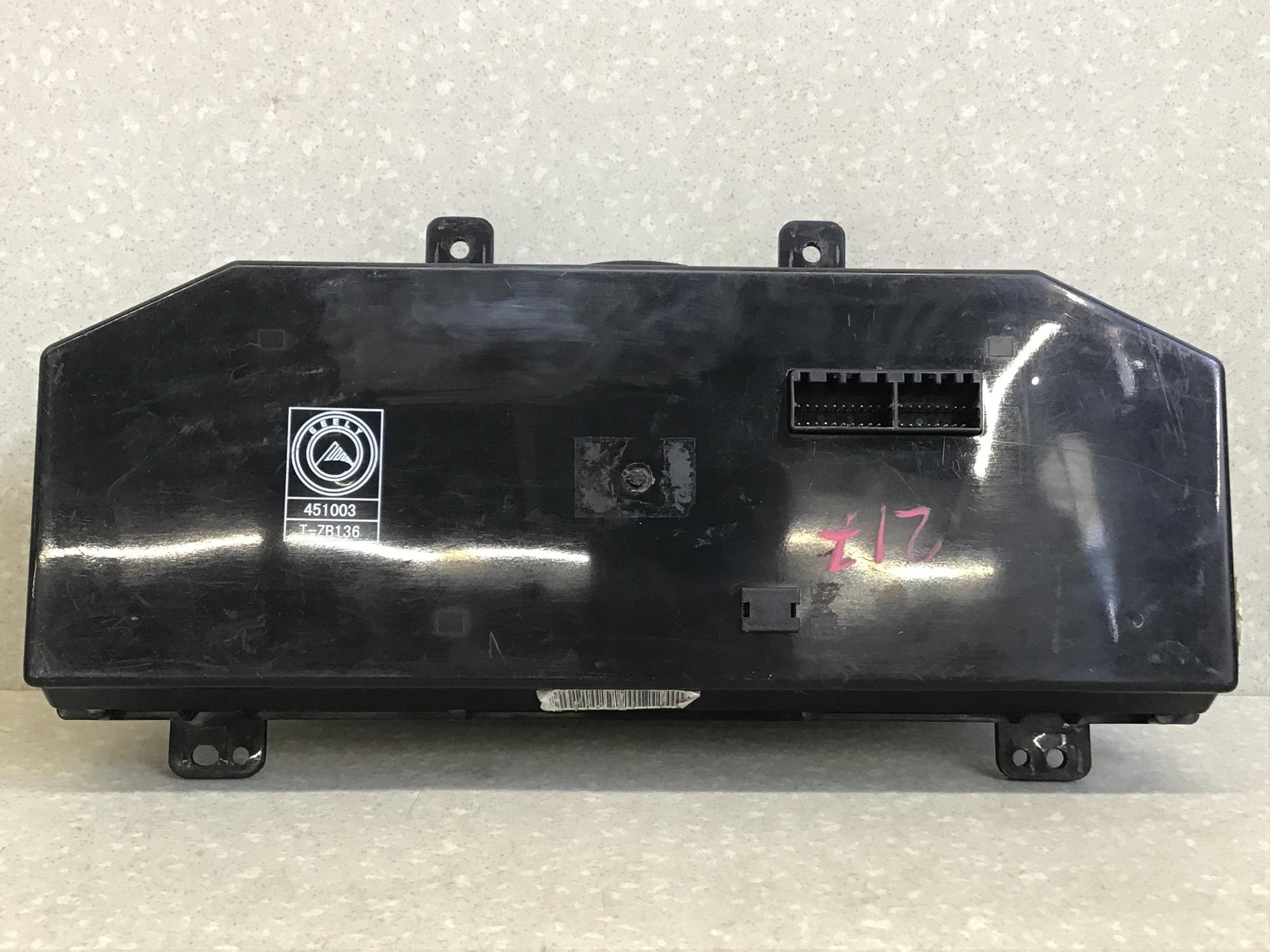 Панель приборов Geely Otaka CK 2005-2012 Панель приборов Geely Otaka CK 2005-2012
