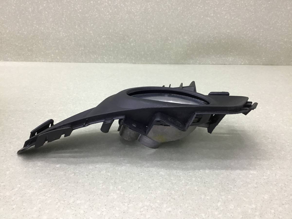 Фара противотуманная левая Mazda 3 (BK) 2002-2009 Фара противотуманная левая Mazda 3 (BK) 2002-2009