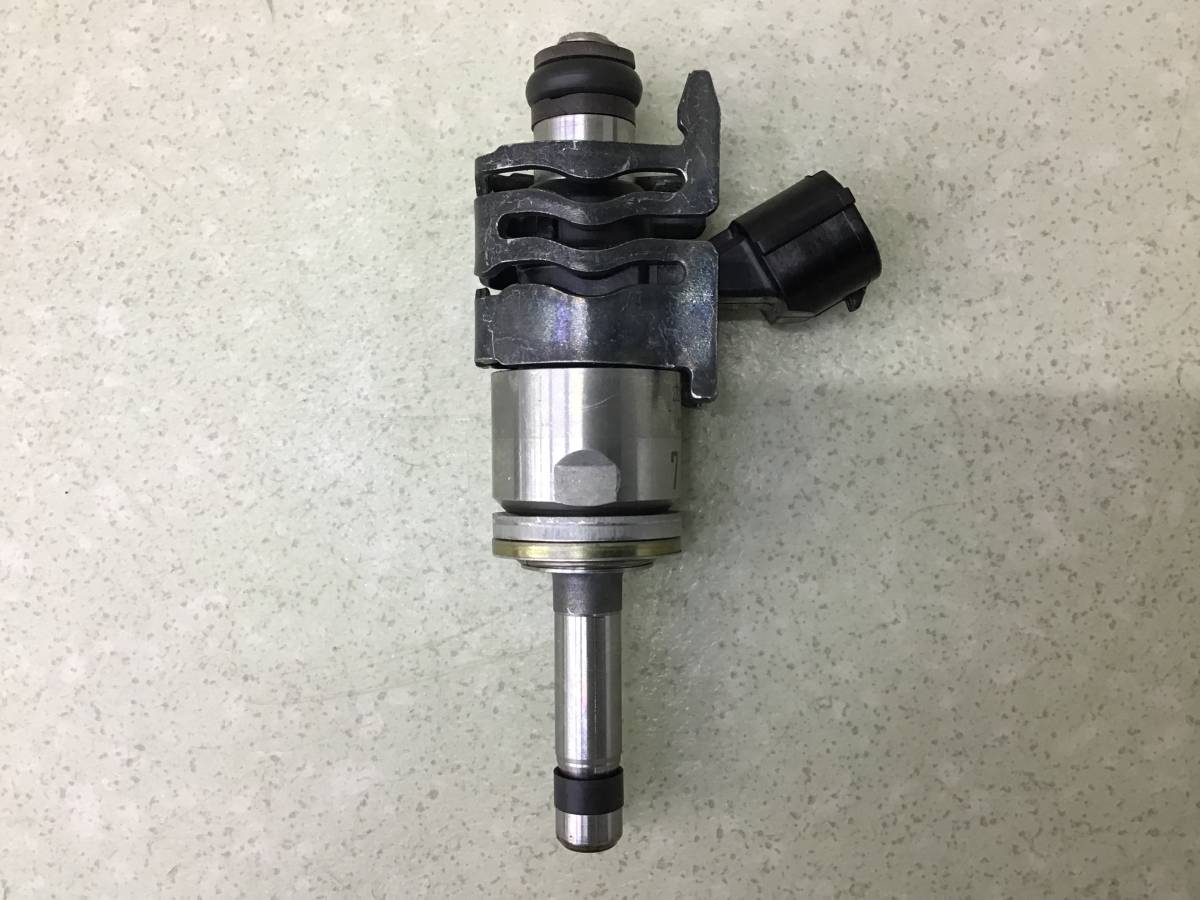 Форсунка инжекторная электрическая Toyota Land Cruiser (J300) 2021>