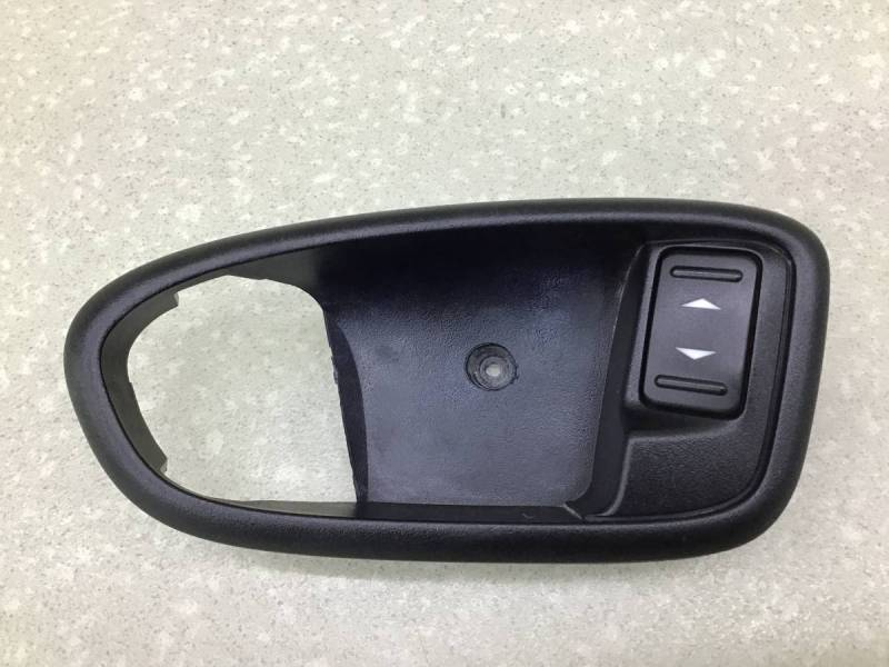 Кнопка стеклоподъемника Ford S-MAX (WS) 2006-2015 Кнопка стеклоподъемника Ford S-MAX (WS) 2006-2015