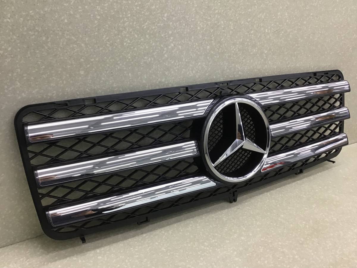 Решетка радиатора Mercedes-Benz G-Class (W463) 1989> Решетка радиатора Mercedes-Benz G-Class (W463) 1989>