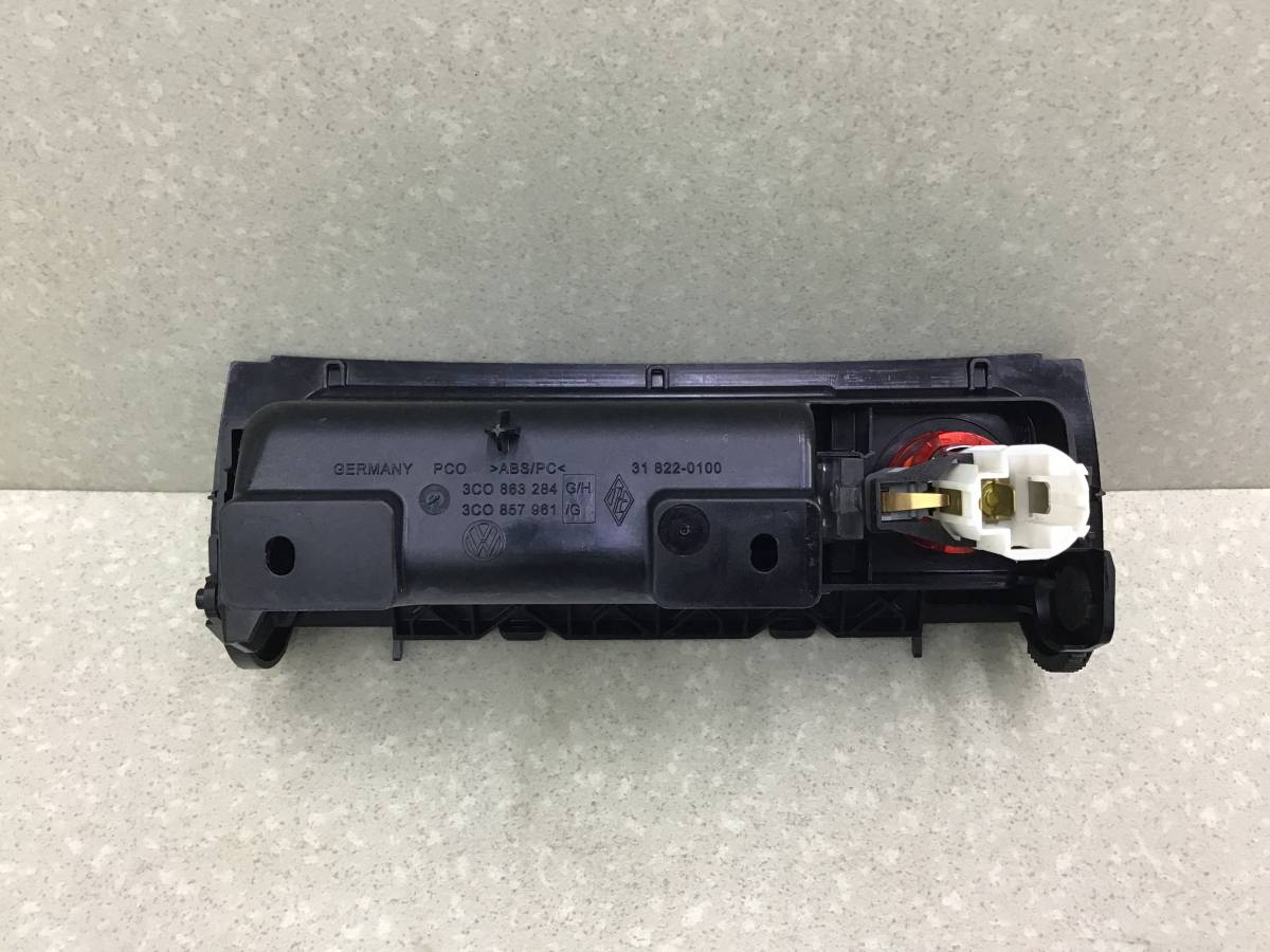 Пепельница передняя Volkswagen Passat B6 2005-2010 Пепельница передняя Volkswagen Passat B6 2005-2010