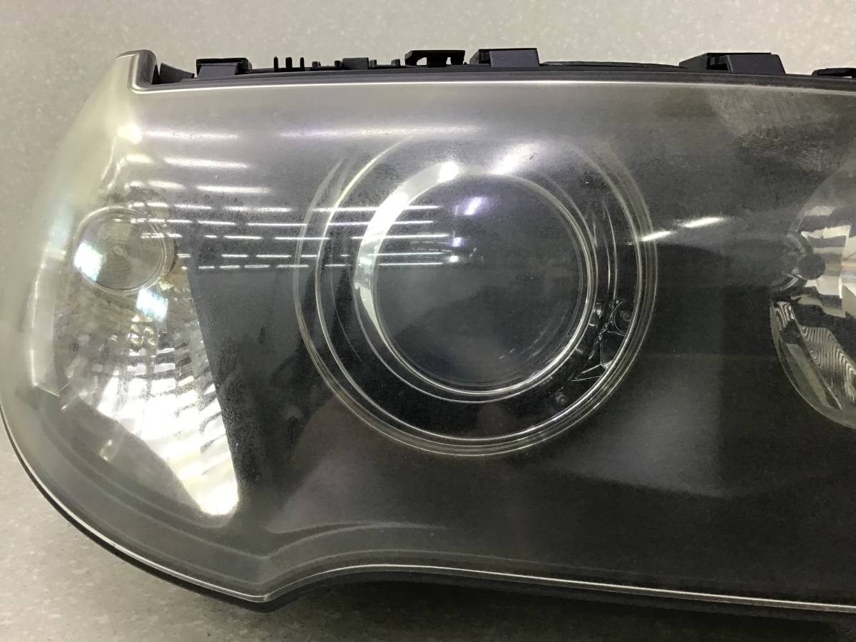 Фара правая BMW X3 E83 2004-2010 Фара правая BMW X3 E83 2004-2010