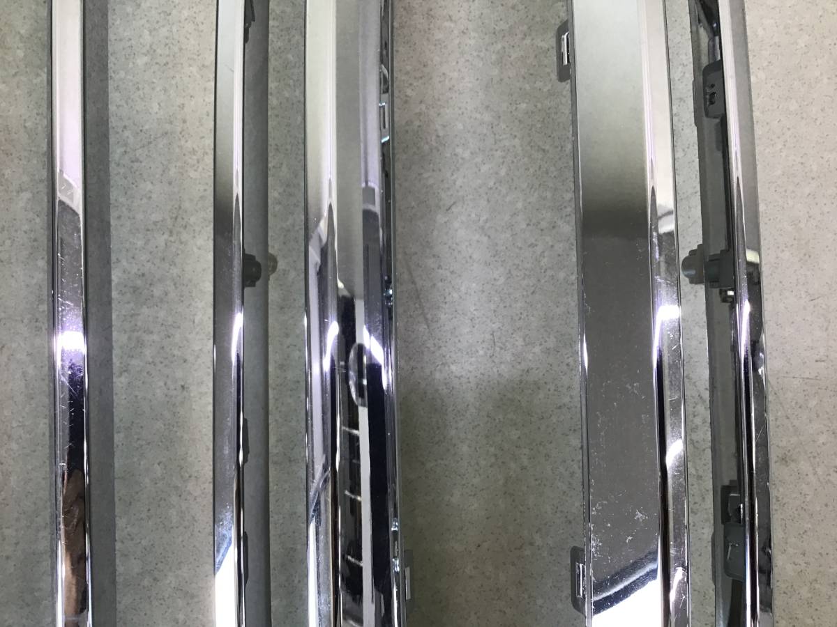 Молдинг решетки радиатора JAC T9 2020 - н. в.