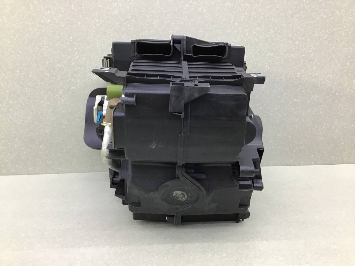 Корпус отопителя Renault Logan (1) 2005-2014 Корпус отопителя Renault Logan (1) 2005-2014