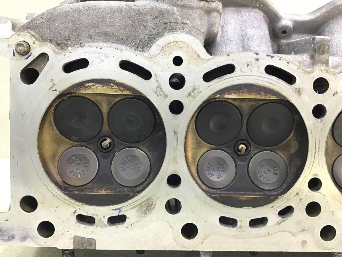 Головка блока цилиндров Infiniti QX56 (JA60) 2004-2010 Головка блока цилиндров Infiniti QX56 (JA60) 2004-2010