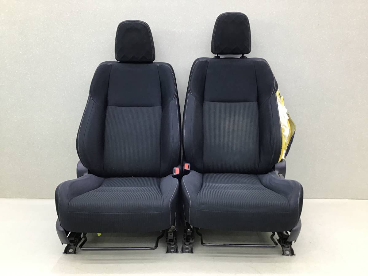 Сиденье (комплект) Toyota Rav 4 (A40) 2013> Сиденье (комплект) Toyota Rav 4 (A40) 2013>