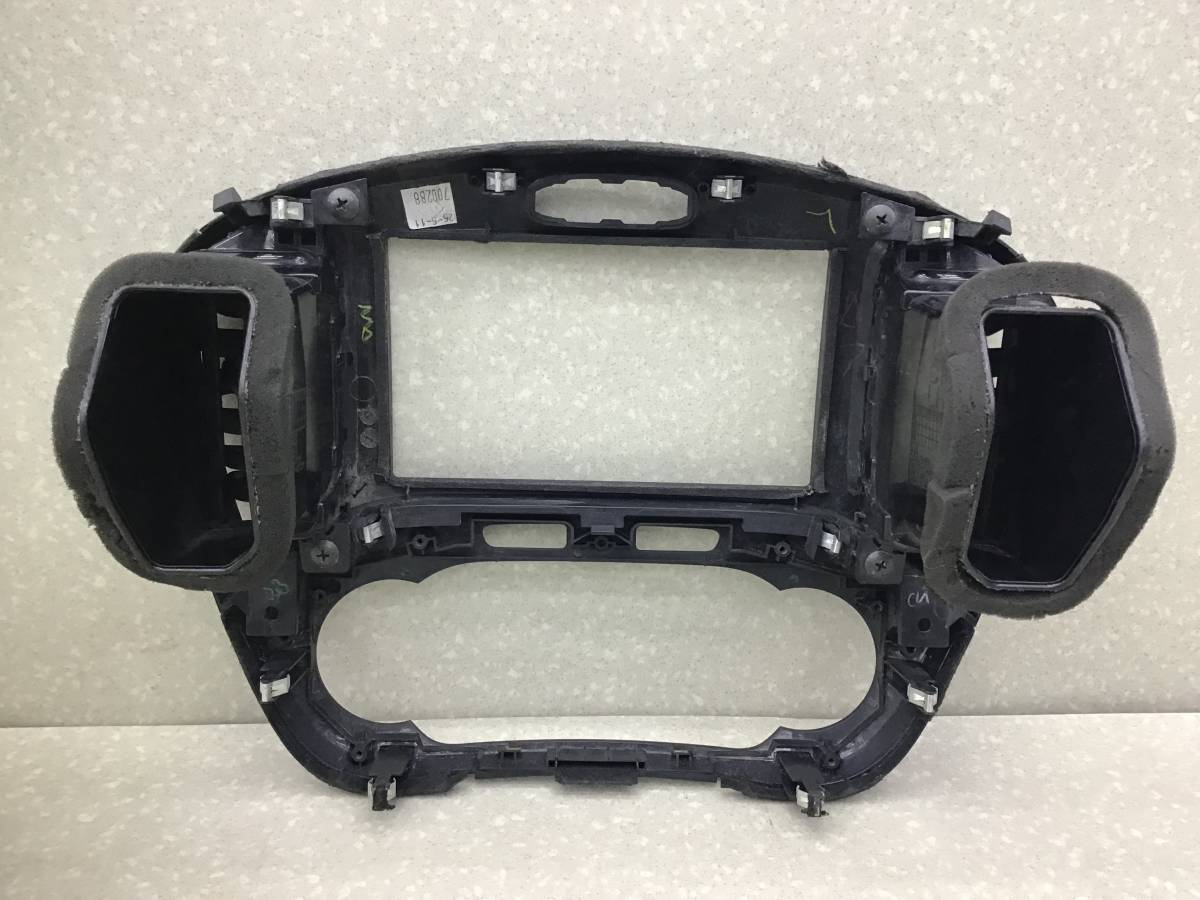 Рамка магнитолы Nissan Juke (F15) 2011> Рамка магнитолы Nissan Juke (F15) 2011>