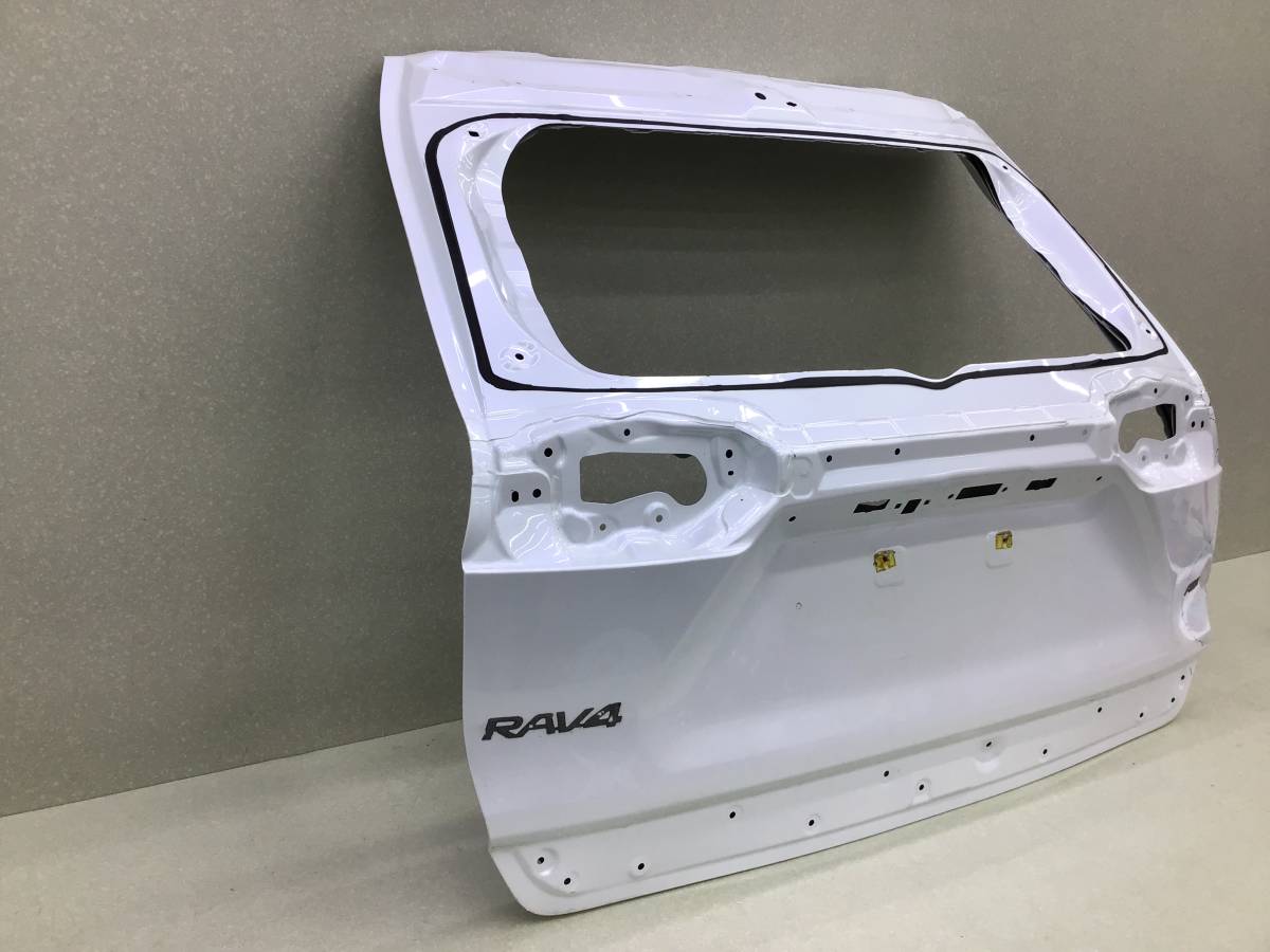 Дверь багажника Toyota Rav 4 (XA50) 2018>