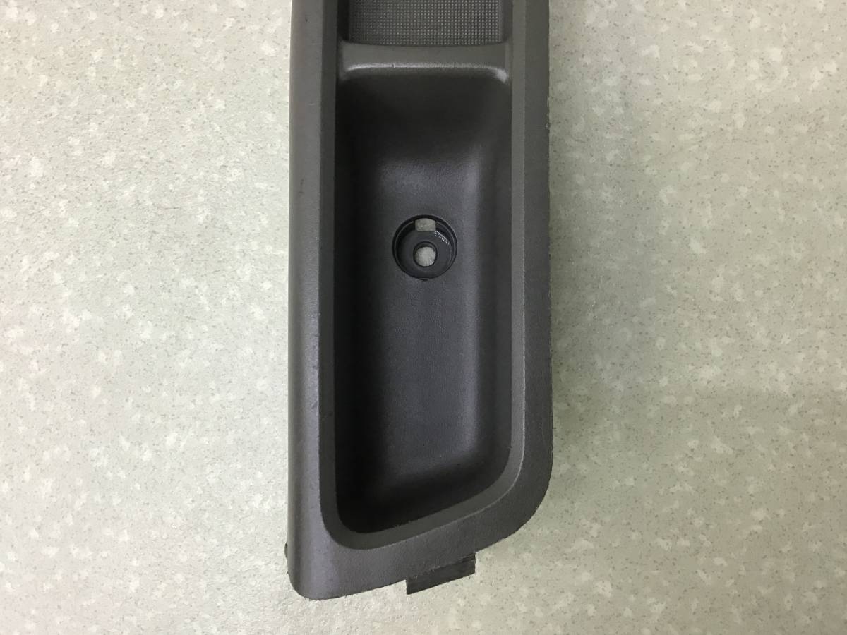 Кнопка стеклоподъемника Chevrolet Cobalt (T250) 2011-2015 Кнопка стеклоподъемника Chevrolet Cobalt (T250) 2011-2015