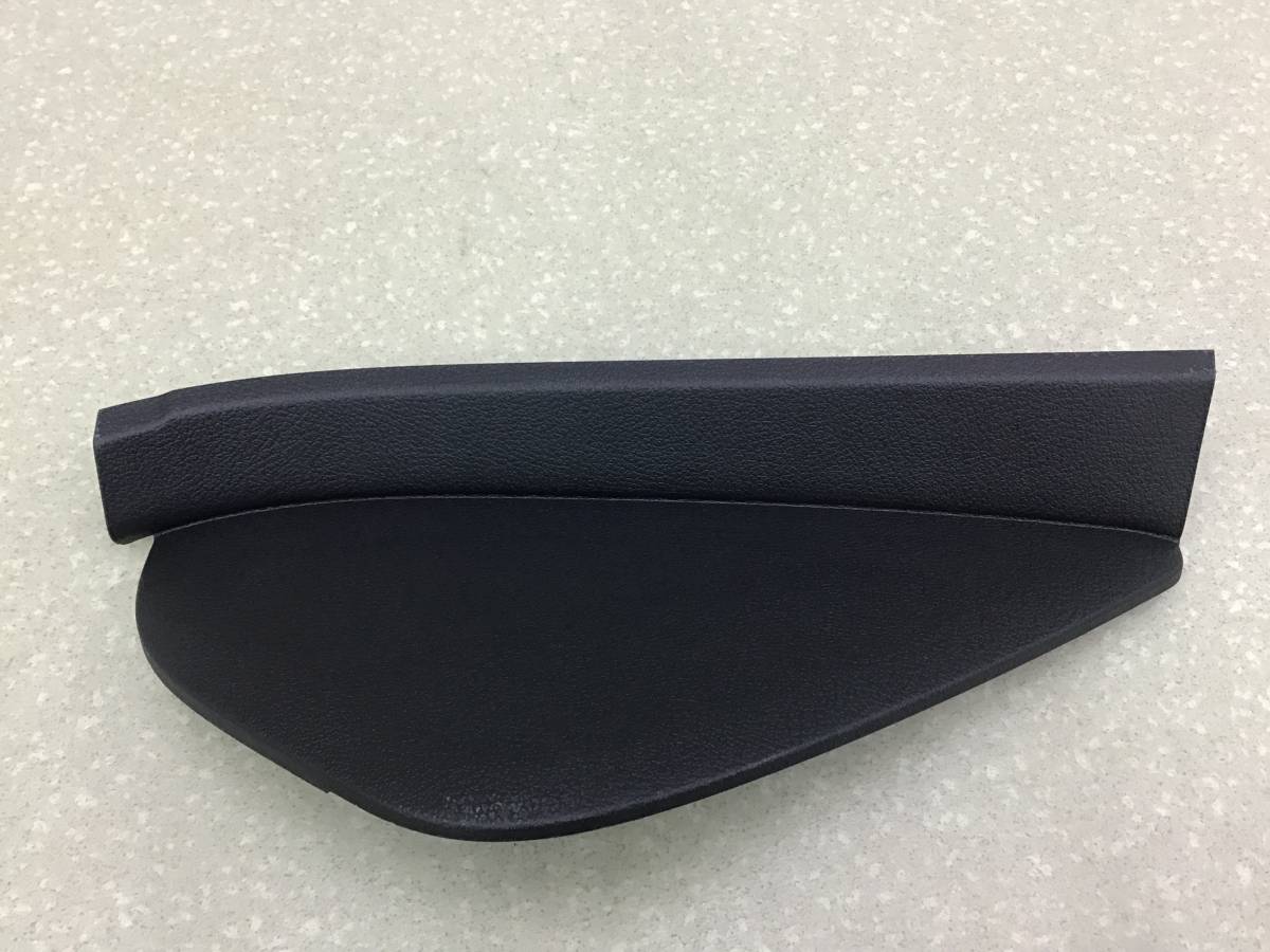 Накладка торпедо Volkswagen Tiguan (5N2) 2011-2016 Накладка торпедо Volkswagen Tiguan (5N2) 2011-2016