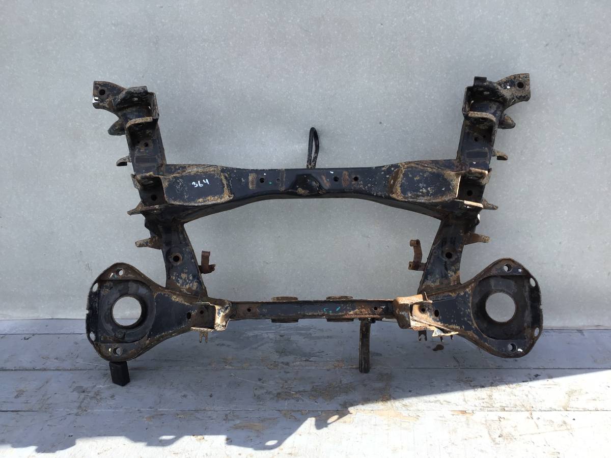 Балка задняя Infiniti QX56 (JA60) 2004-2010 Балка задняя Infiniti QX56 (JA60) 2004-2010