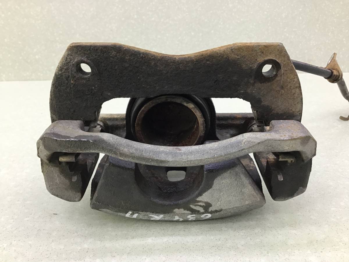 Суппорт передний правый Toyota Rav 4 (A40) 2013> Суппорт передний правый Toyota Rav 4 (A40) 2013>