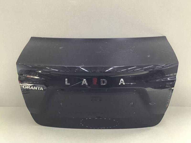 Крышка багажника Lada Granta (2190) 2011-н.в. Крышка багажника Lada Granta (2190) 2011-н.в.