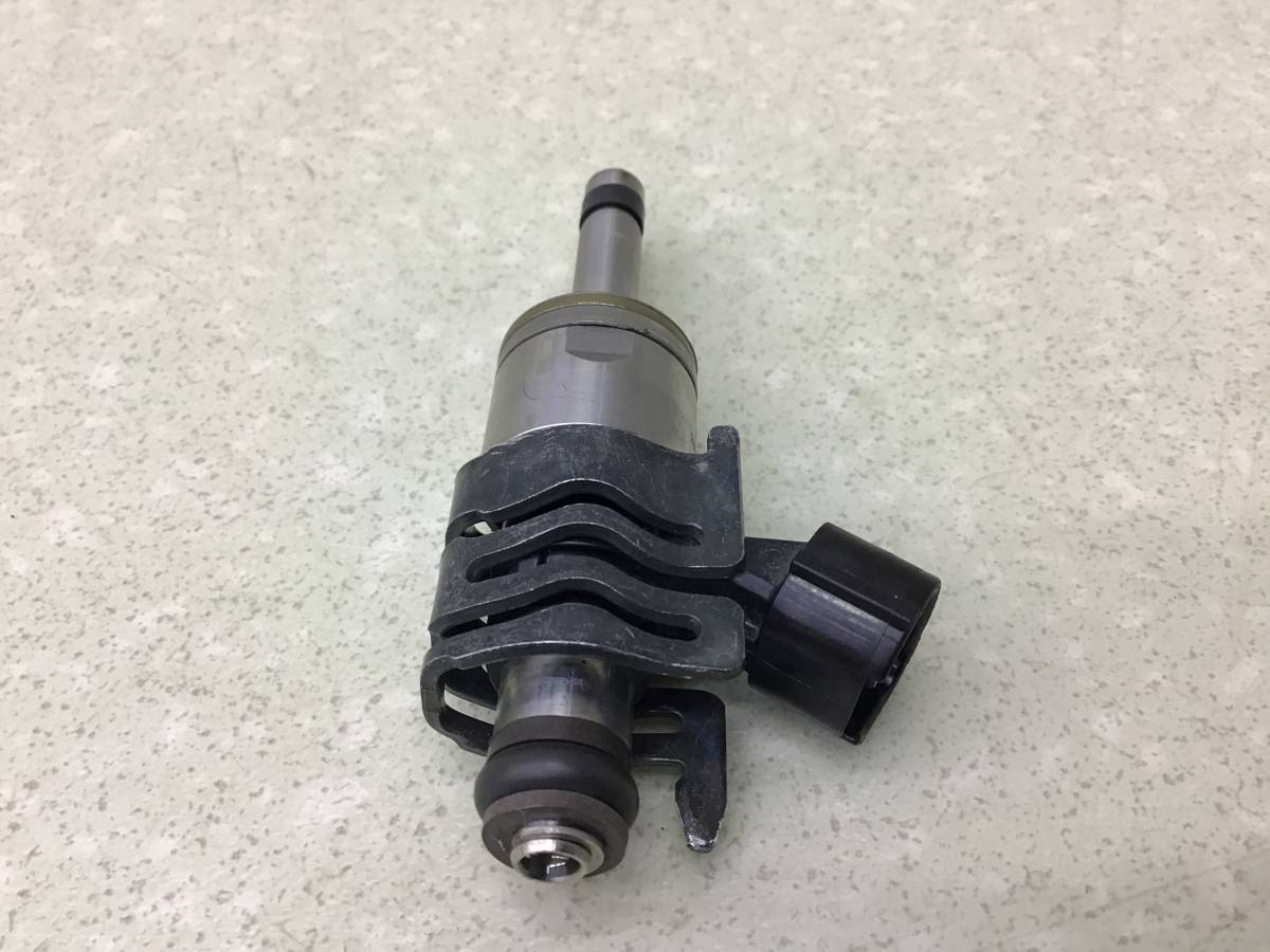 Форсунка инжекторная электрическая Toyota Land Cruiser (J300) 2021>