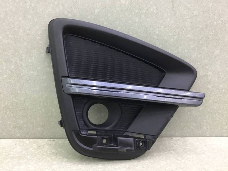 Решетка в бампер правая Mazda CX-5 (KE) 2011-2017 Решетка в бампер правая Mazda CX-5 (KE) 2011-2017