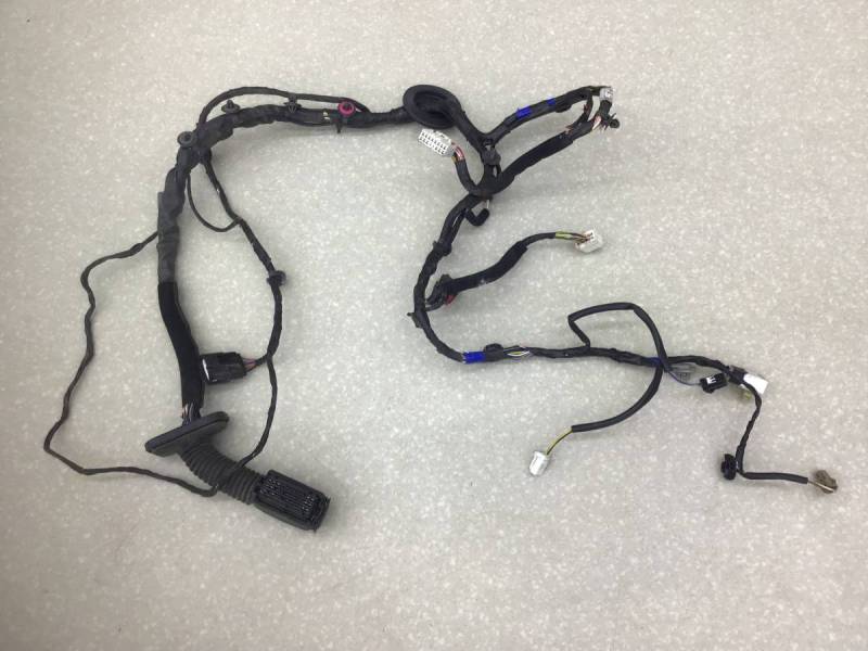 Проводка двери Kia Sorento (XM) 2009-2021