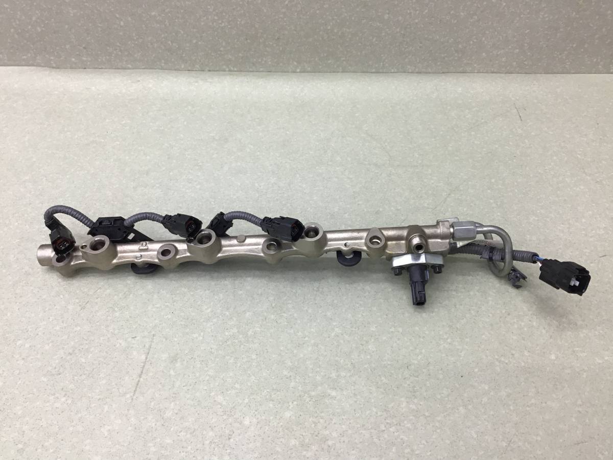 Рейка топливная (рампа) Toyota Land Cruiser (J300) 2021>