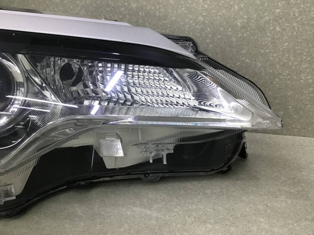 Фара правая Toyota Fortuner (GUN156, TGN156) 2015-н.в. Фара правая Toyota Fortuner (GUN156, TGN156) 2015-н.в.