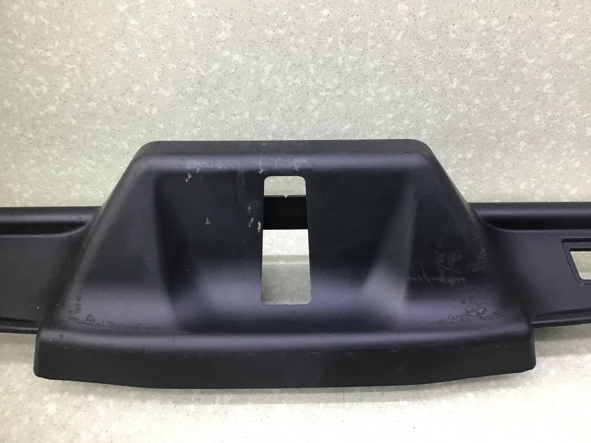 Накладка замка багажника BMW GT F07 2008> Накладка замка багажника BMW GT F07 2008>