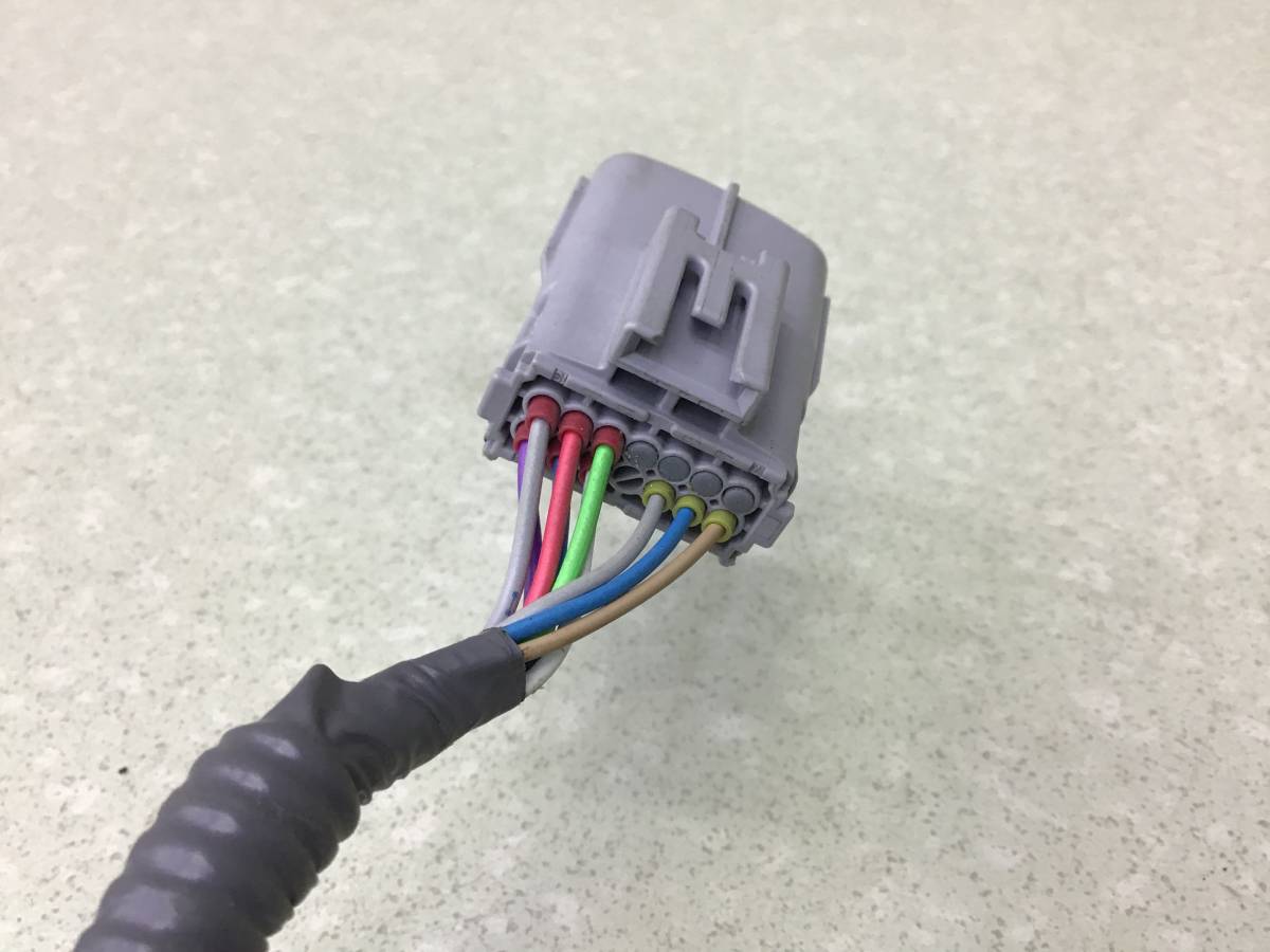 Рейка топливная (рампа) Toyota Land Cruiser (J300) 2021>