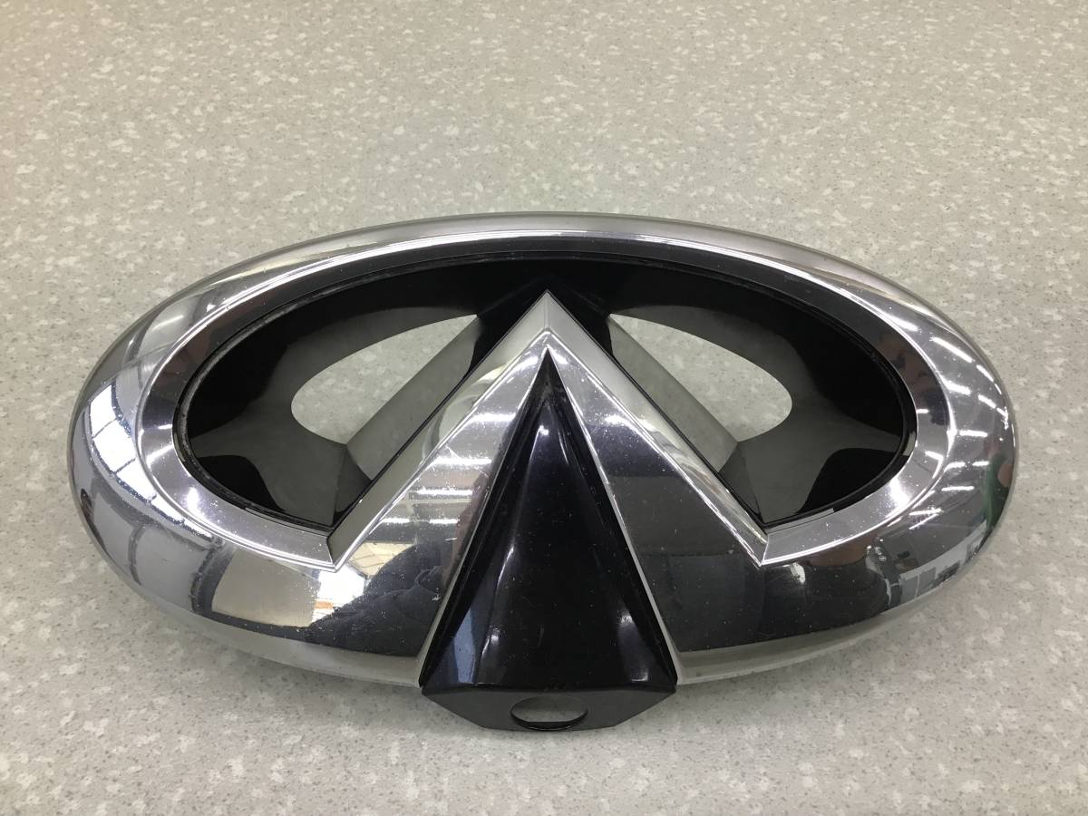 Эмблема Infiniti QX56/QX80 (Z62) 2010> Эмблема Infiniti QX56/QX80 (Z62) 2010>