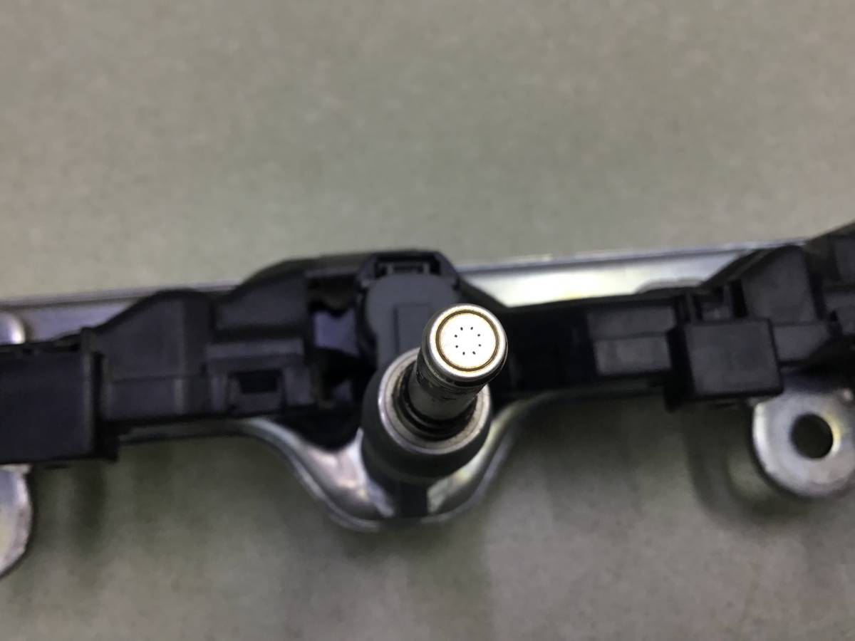 Рейка топливная (рампа) Toyota Land Cruiser (J300) 2021>