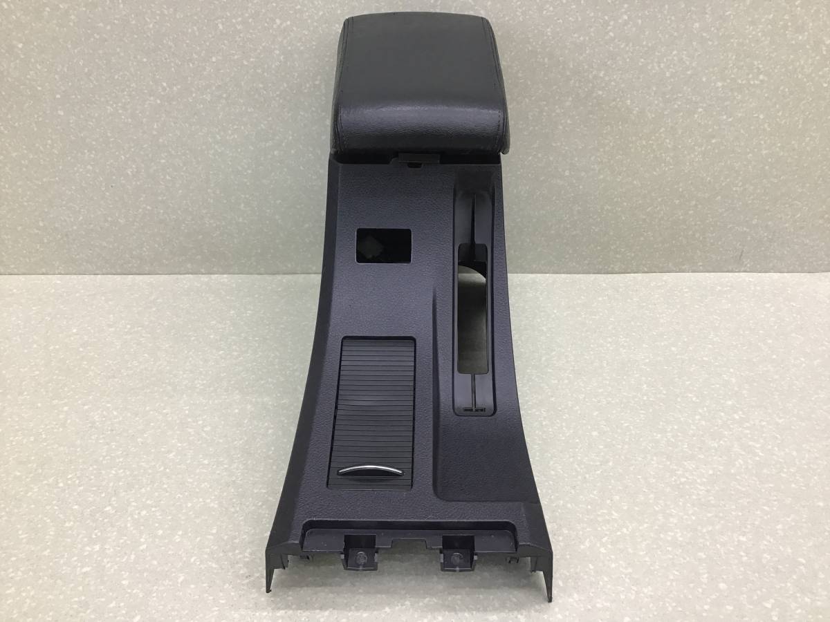 Консоль центральная Great Wall Hover H3 NEW 2015> Консоль центральная Great Wall Hover H3 NEW 2015>