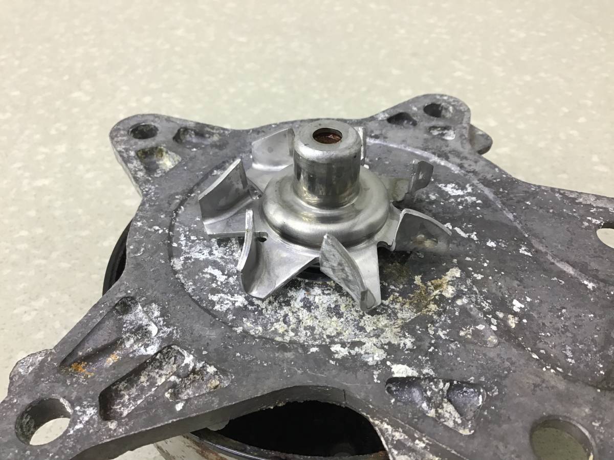 Насос водяной (помпа) Toyota Rav 4 (A40) 2013> Насос водяной (помпа) Toyota Rav 4 (A40) 2013>