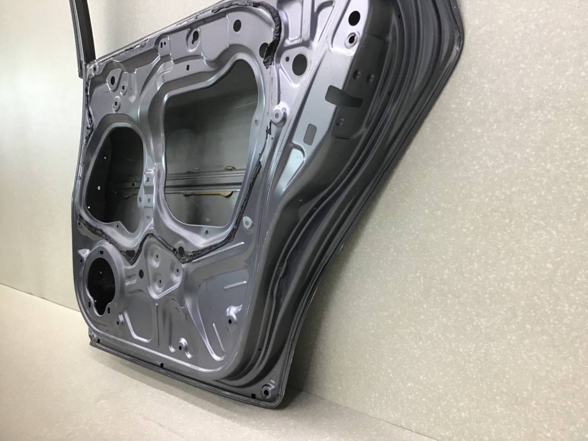 Дверь задняя правая Honda Stream 2006-2014 Дверь задняя правая Honda Stream 2006-2014