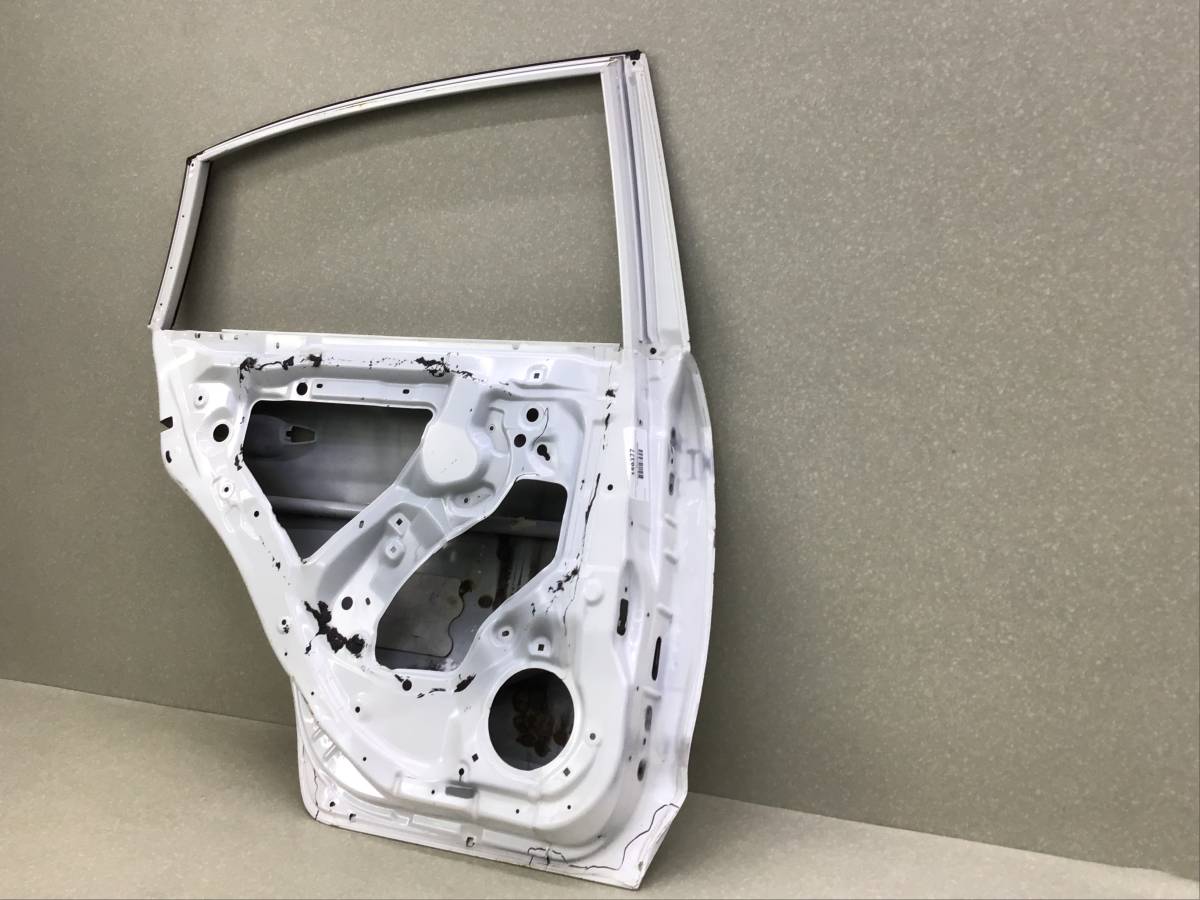 Дверь задняя левая Subaru Impreza (G13/G23) 2012-2016 Дверь задняя левая Subaru Impreza (G13/G23) 2012-2016