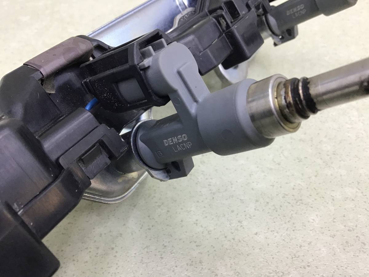 Рейка топливная (рампа) Toyota Land Cruiser (J300) 2021>