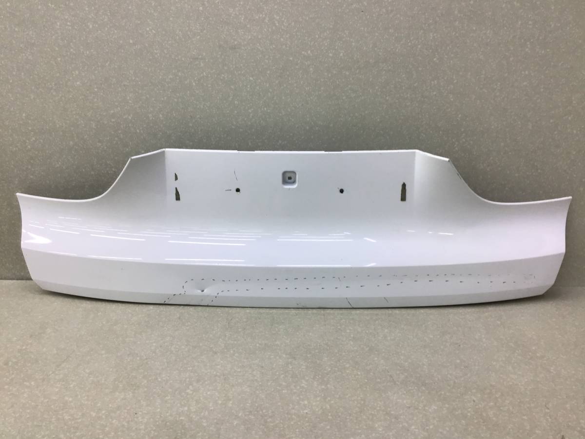 Накладка двери багажника BMW GT F07 2008> Накладка двери багажника BMW GT F07 2008>