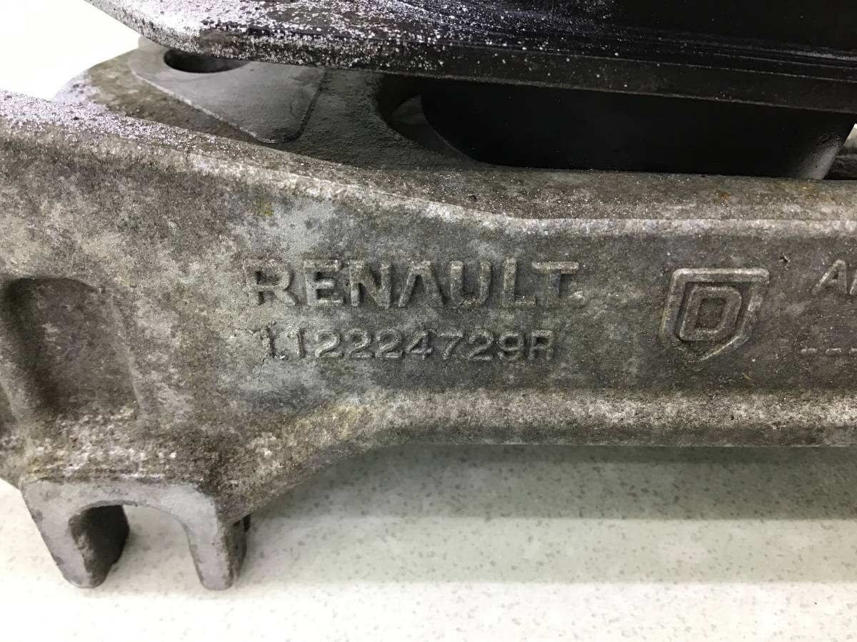 Опора двигателя левая Renault Logan (1) 2005-2014 Опора двигателя левая Renault Logan (1) 2005-2014