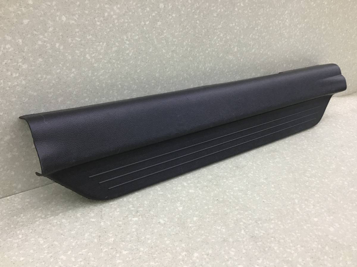 Накладка порога (внутренняя) Hyundai Sonata 6 (YF) 2010-2014 Накладка порога (внутренняя) Hyundai Sonata 6 (YF) 2010-2014
