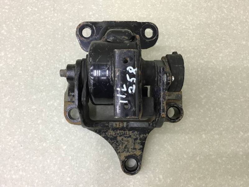 Опора КПП левая Mazda CX-7 (ER) 2006-2012 Опора КПП левая Mazda CX-7 (ER) 2006-2012